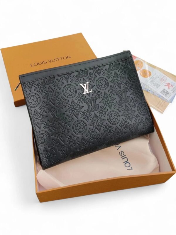 Louis Vuitton monogram Pattern emboss clutch + brand box , size 26*20