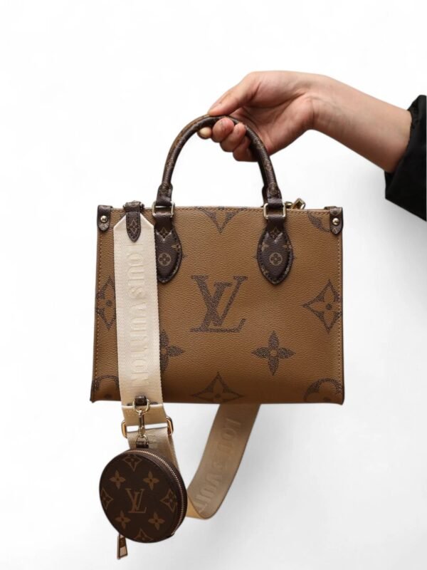 Louis Vuitton Monogram OnTheGo PM + Brand Box , Size 25*21