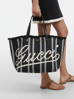GUCCi large embroidered canvas tote + Dust cover, size 53*35